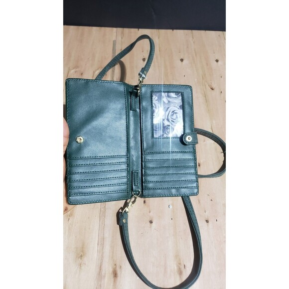 Adrienne Vittadini Studio Phone Wallet Crossbody Green EUC - Picture 5 of 6